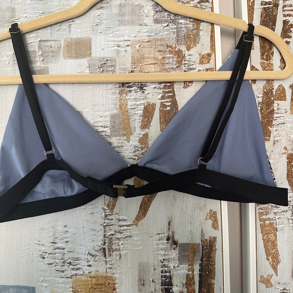 Pacsun tropical triangle bikini top - Picture 2 of 3